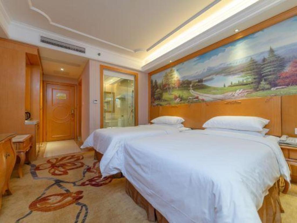 Vienna International Shenzhen Tianan Digital City Exterior photo